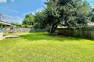 917 Norwood St, Deer Park, TX 77536 - Photo 31