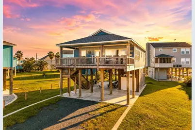 3260 Hidden Gold, Crystal Beach, TX 77650 - Photo 3