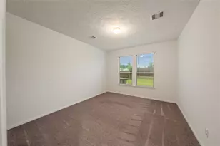 2652 Bluewood Ct, Conroe, TX 77378 - Photo 9