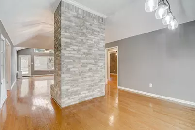 705 Balmoral Court, Friendswood, TX 77546 - Photo 11