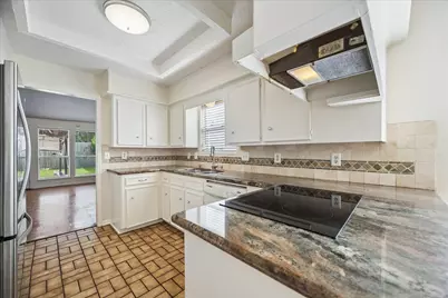 1903 Mustang Springs Drive, Missouri City, TX 77459 - Photo 11