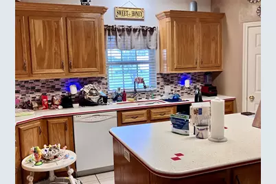 620 34th Street N, Texas City, TX 77590 - Photo 11