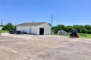620 34th St N, Texas City, TX 77590 - Photo 3