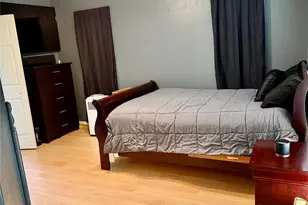 620 34th St N, Texas City, TX 77590 - Photo 17