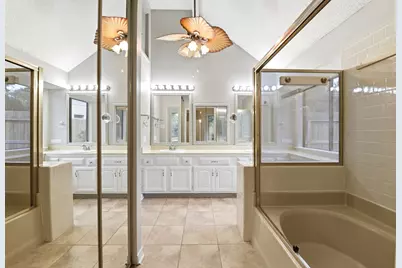 25010 Shalford Drive, Spring, TX 77389 - Photo 17