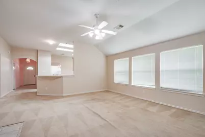 8402 Coleus Lane, Baytown, TX 77521 - Photo 15