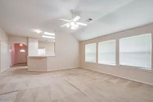 8402 Coleus Ln, Baytown, TX 77521 - Photo 15