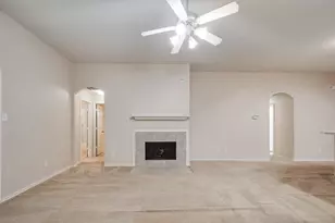 8402 Coleus Ln, Baytown, TX 77521 - Photo 17