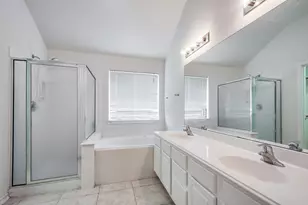 8402 Coleus Ln, Baytown, TX 77521 - Photo 21