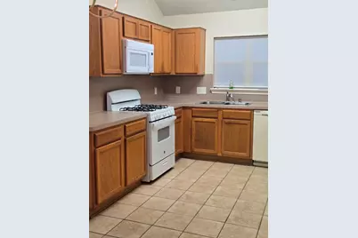 21139 Grandin Wood Court, Humble, TX 77338 - Photo 5