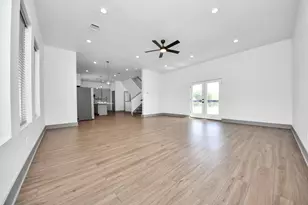 926 N Victory Dr, Houston, TX 77088 - Photo 23