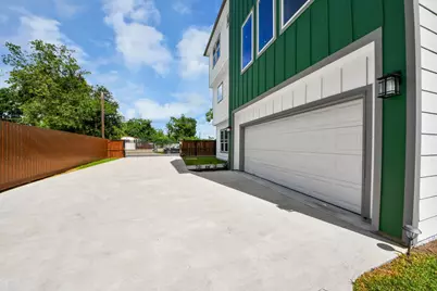 926 N Victory Drive, Houston, TX 77088 - Photo 37