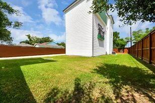 926 N Victory Dr, Houston, TX 77088 - Photo 39
