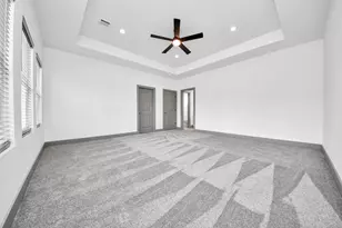 926 N Victory Dr, Houston, TX 77088 - Photo 29