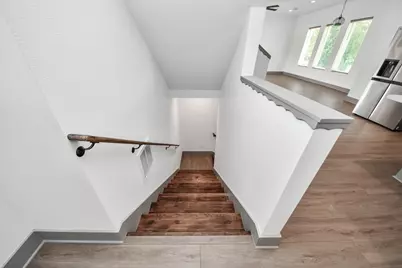 926 N Victory Drive, Houston, TX 77088 - Photo 9