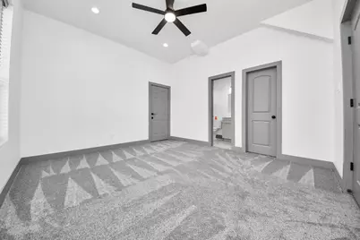 926 N Victory Drive, Houston, TX 77088 - Photo 3