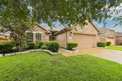 1521 Bluestone Edge Lane, Pearland, TX 77089 - Photo 1
