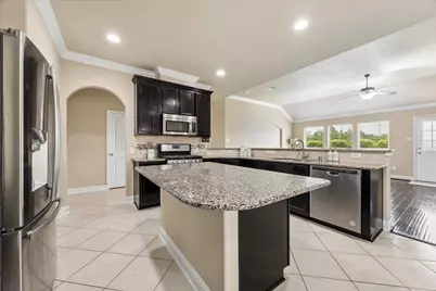 1521 Bluestone Edge Lane, Pearland, TX 77089 - Photo 13