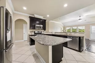 1521 Bluestone Edge Ln, Pearland, TX 77089 - Photo 13