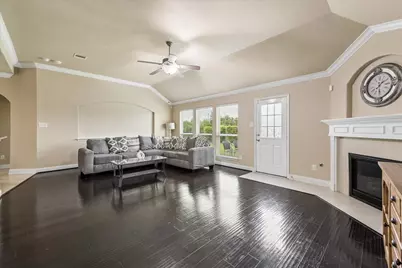 1521 Bluestone Edge Lane, Pearland, TX 77089 - Photo 9