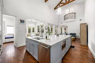 330 E Gaywood Dr, Houston, TX 77079 - Photo 5