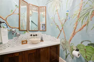 330 E Gaywood Dr, Houston, TX 77079 - Photo 33