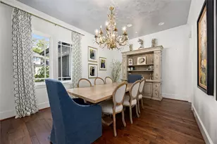 330 E Gaywood Dr, Houston, TX 77079 - Photo 11