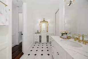 330 E Gaywood Dr, Houston, TX 77079 - Photo 21