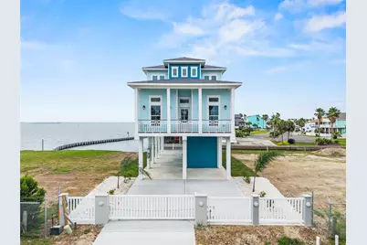 107 Gulf Drive, Tiki Island, TX 77554 - Photo 1
