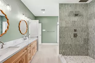 107 Gulf Dr, Tiki Island, TX 77554 - Photo 21