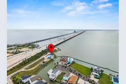 107 Gulf Drive, Tiki Island, TX 77554 - Photo 45