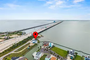 107 Gulf Dr, Tiki Island, TX 77554 - Photo 45