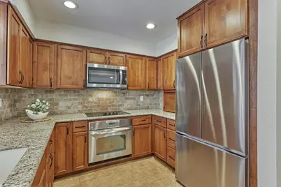 2351 W Settlers Way, The Woodlands, TX 77380 - Photo 17