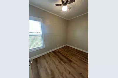12201 Emshoff, Brenham, TX 77833 - Photo 7