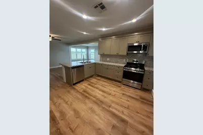 12201 Emshoff, Brenham, TX 77833 - Photo 5