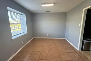 13327 Gaby Virbo Dr, Houston, TX 77083 - Photo 5