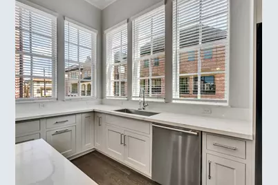 6014 Matthew Oaks Place, Houston, TX 77007 - Photo 25