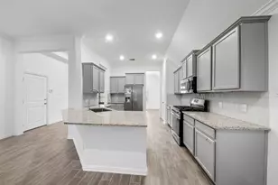 4410 Jessamine Creek Trl, Rosharon, TX 77583 - Photo 9