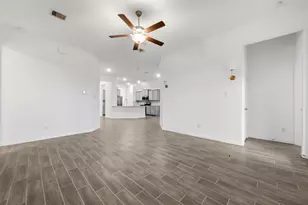 4410 Jessamine Creek Trl, Rosharon, TX 77583 - Photo 5