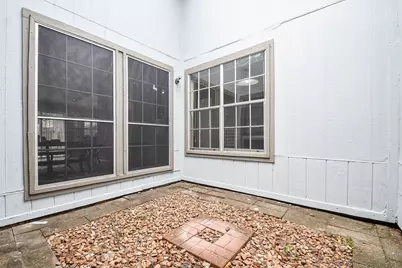 9111 Belle Glen Drive, Houston, TX 77099 - Photo 23