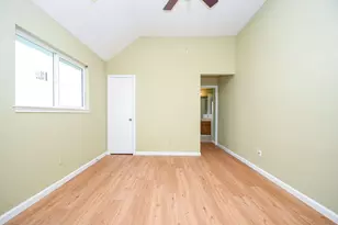 9111 Belle Glen Dr, Houston, TX 77099 - Photo 15
