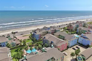 7000 Seawall Blvd, Galveston, TX 77551 - Photo 33