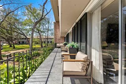 604 S Ripple Creek Drive #604, Houston, TX 77057 - Photo 1