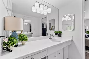 604 S Ripple Creek Dr, Houston, TX 77057 - Photo 19