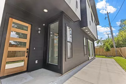 5110 Longmeadow Street #B, Houston, TX 77033 - Photo 3