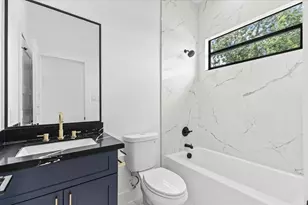 5110 Longmeadow St, Houston, TX 77033 - Photo 23