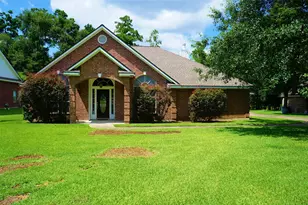 2427 Chantilly Ln, Conroe, TX 77384 - Photo 1