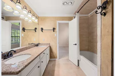 19806 Sunbridge Lane, Katy, TX 77094 - Photo 23