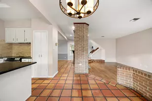 19806 Sunbridge Ln, Katy, TX 77094 - Photo 9