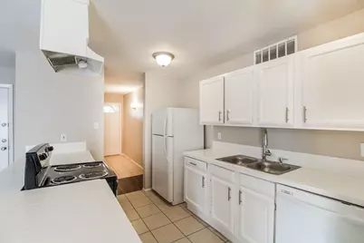 5011 Ridge Manor Drive, Houston, TX 77053 - Photo 7